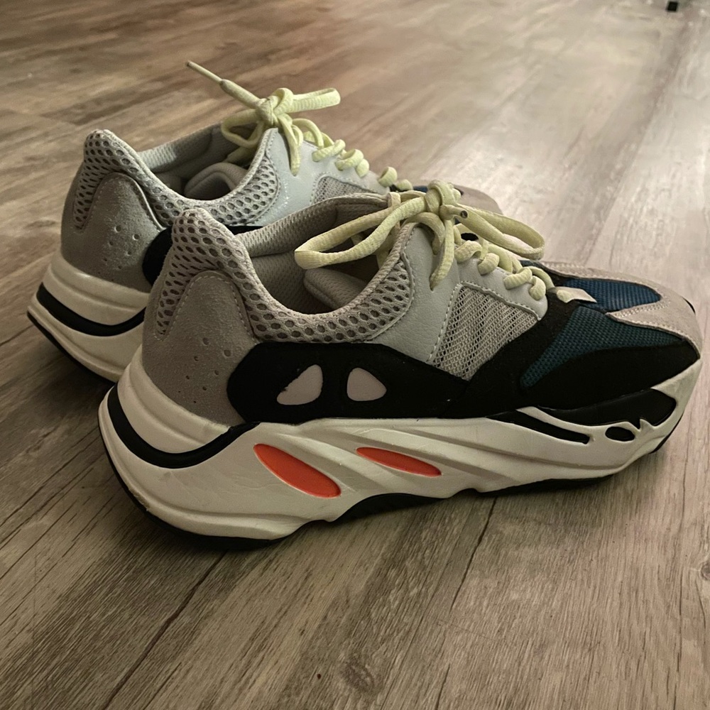 Yeezy Wave runner